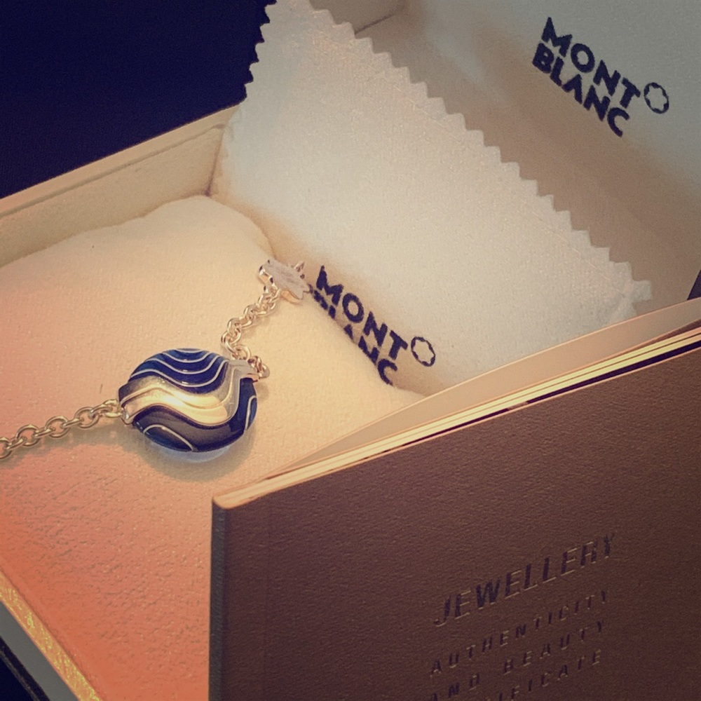 Montblanc Silver woman’s bracelet